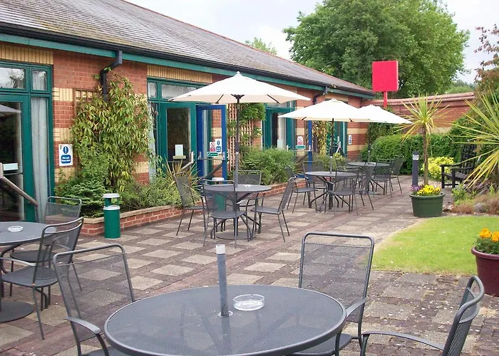 Wigan Oak Hotel