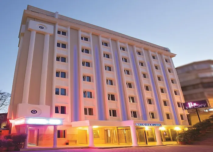 The City Hotel Стамбул