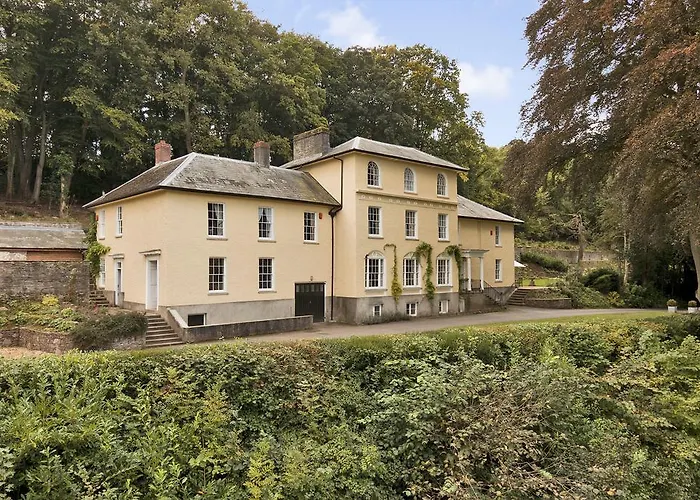 Broomfield House Glasbury