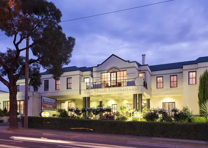 Beau Monde International Hotel Doncaster East
