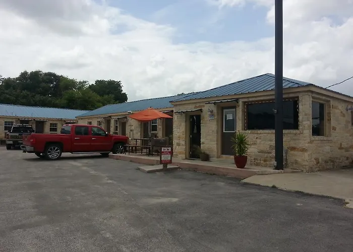 Star Inn Karnes City