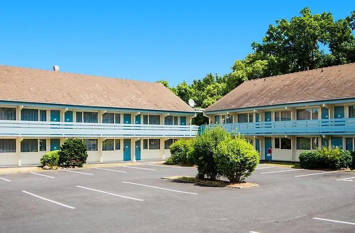 Hotel Campanile Melun Sud - Dammarie les Lys