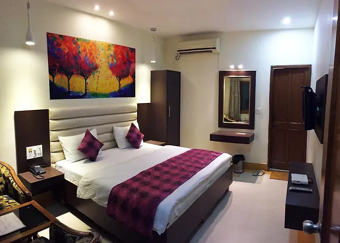 Hotel Veenus International Amritsar