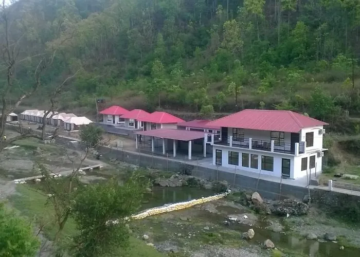 Spring Meadows Hotel Dogadda