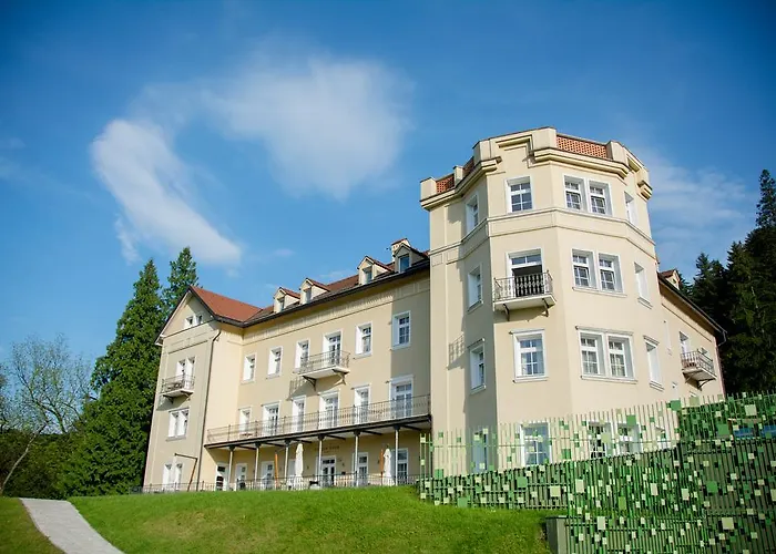 Rimske Terme Resort - Hotel Zdraviliski Dvor Rimske Toplice