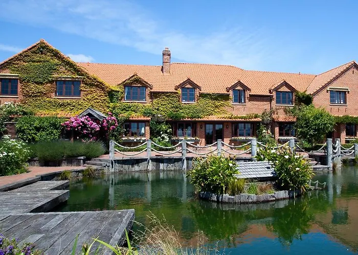 Grand Arden Monaco Nelson Hotel