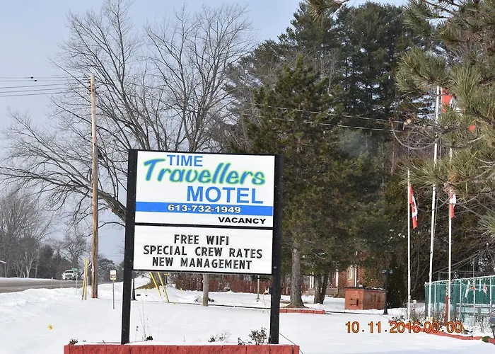 Time Travellers Motel Petawawa