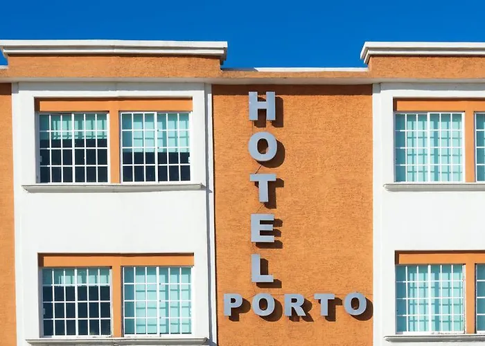 Porto Hotel Lazaro Cardenas 