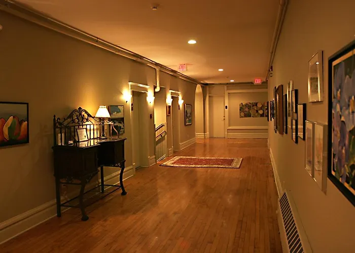 Tremont Inn On Main Marshalltown
