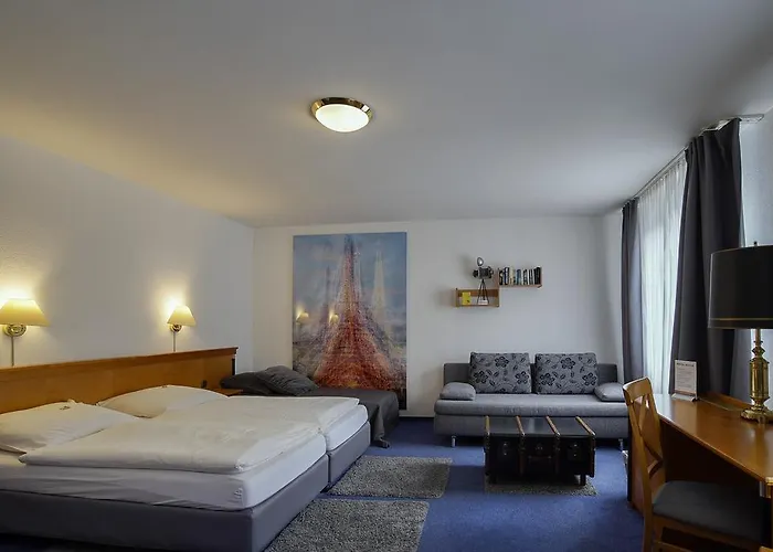 Hotel Maxim Langenfeld 