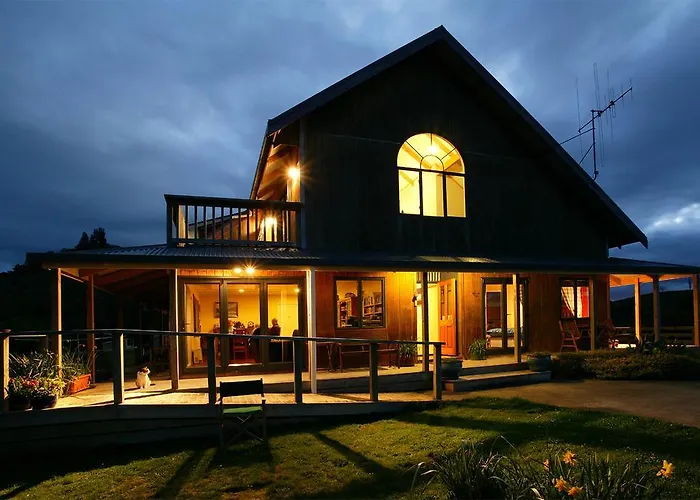 Abseil Inn Waitomo Caves