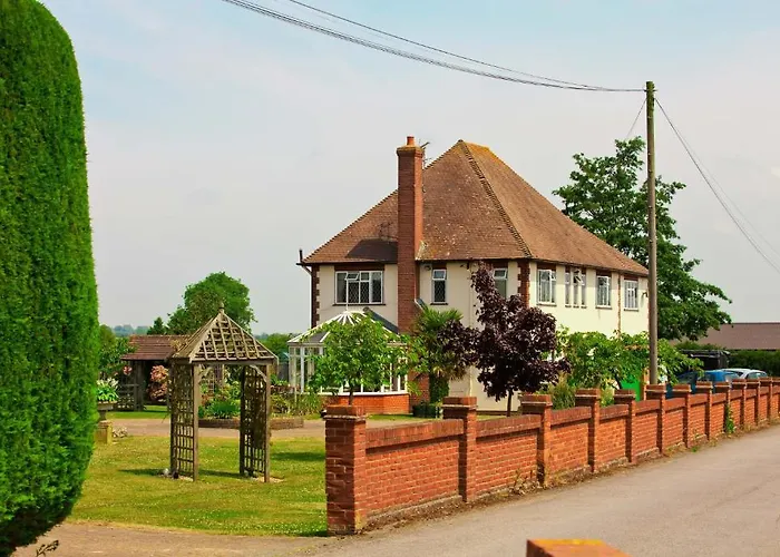 Elmcroft Guest House Epping