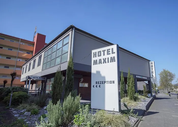 Hotel Maxim Langenfeld 