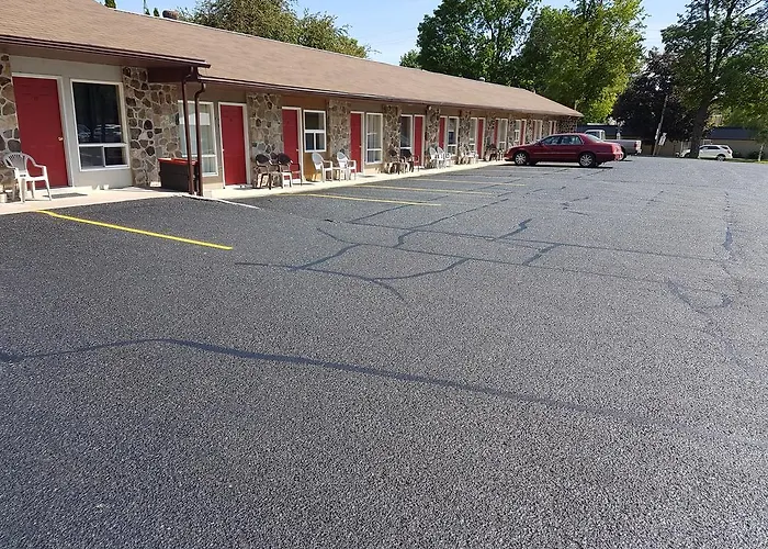 Westport Station Motel