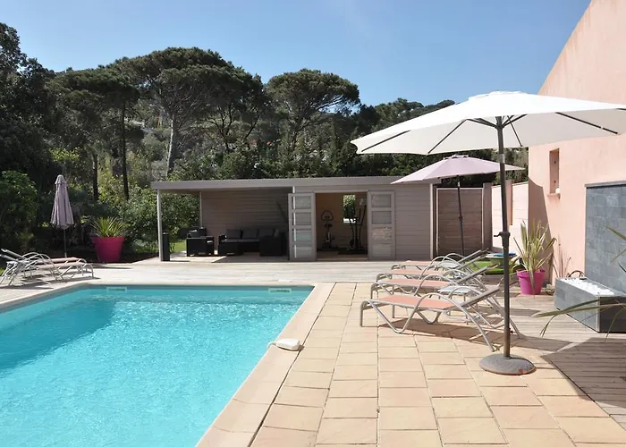 Hotel De La Vierge Noire Sainte-Maxime