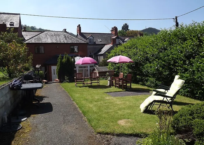Hillcrest Guest House Llangollen