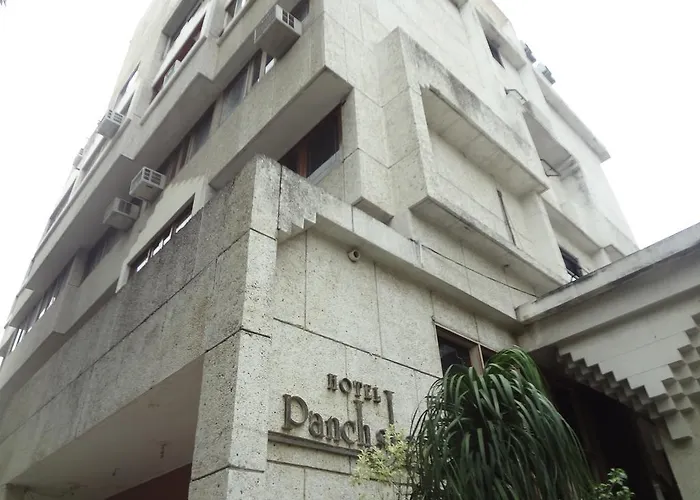 Collection O Panchsheel Hotel Vadodara