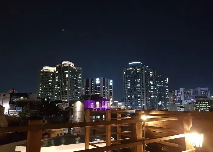 Crib 49 Guesthouse - Foreigner Only Seoul