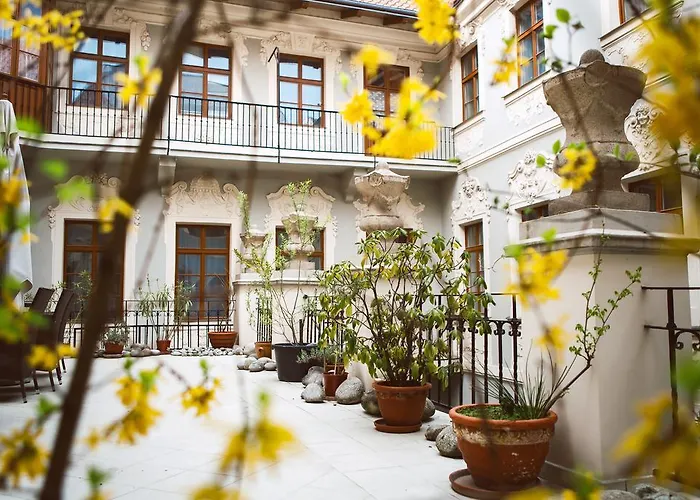 Hotel U Zlateho Jelena Prague
