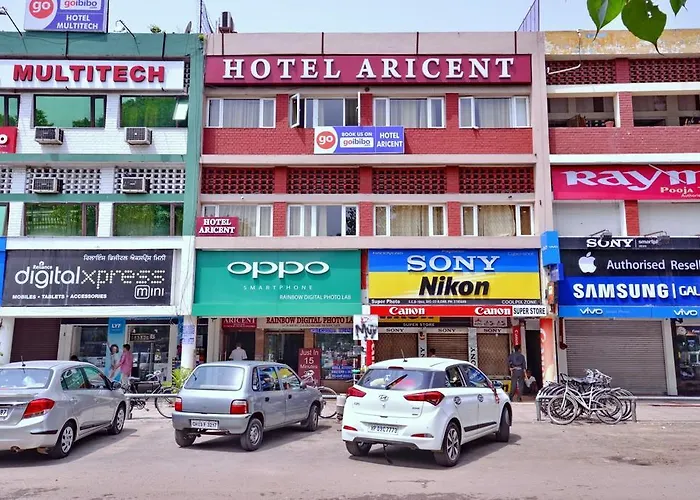 Hotel Aricent Opposite Isbt Sector 17 Chandigarh
