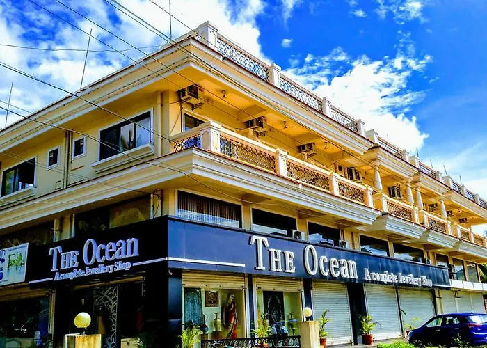 Ocean Crest Hotel Colva