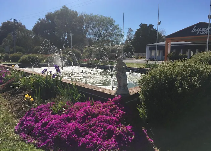 Byer Fountain Motor Inn Holbrook