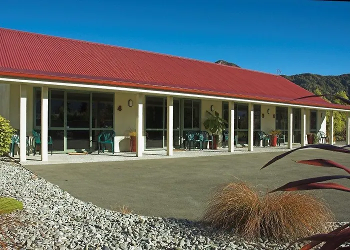 Murchison Motels