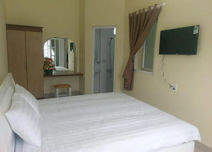 St. Dong Tam Guesthouse Đà Lạt