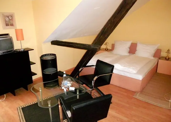 HAHNE s GÄSTEHAUS Laatzen