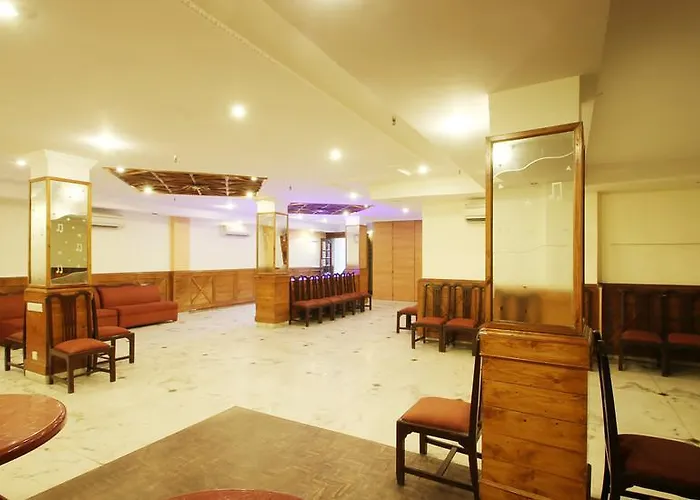 The Crest Inn Delhi 