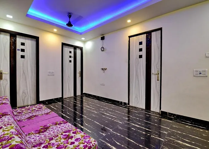 Goel Residency Hotel Delhi 