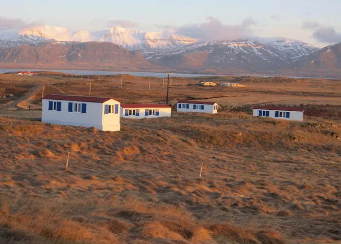 Laekjarkot Rooms And Cottages With Kitchen Borgarnes