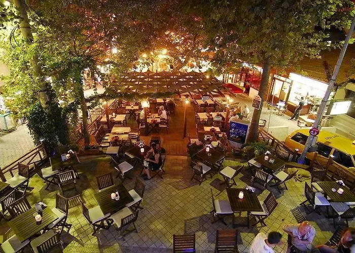 Akdeniz Apart Hotel Kuşadası