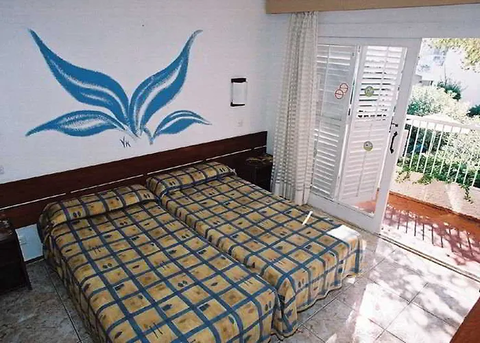 Atlas Apartamentos Santa Eulalia del Río