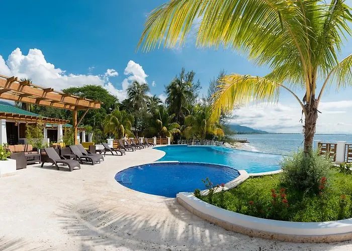 Paraiso Rainforest And Beach Hotel Omoa