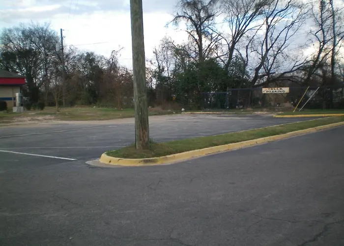 Executive Inn & Suites - Augusta