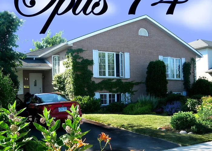 Opus 74 Bed & Breakfast Stratford