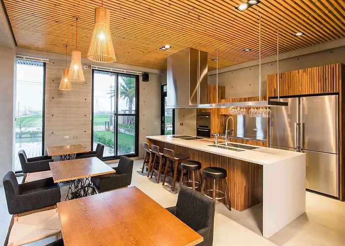 Island Sunrise Hotel Yilan