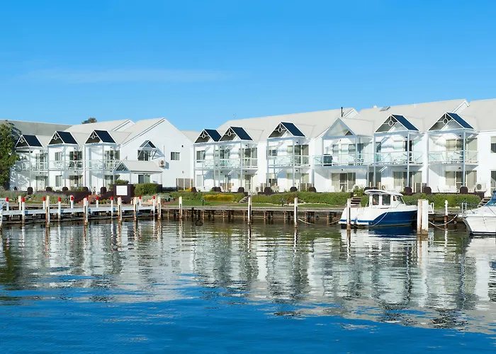 The Moorings At Metung Hotel
