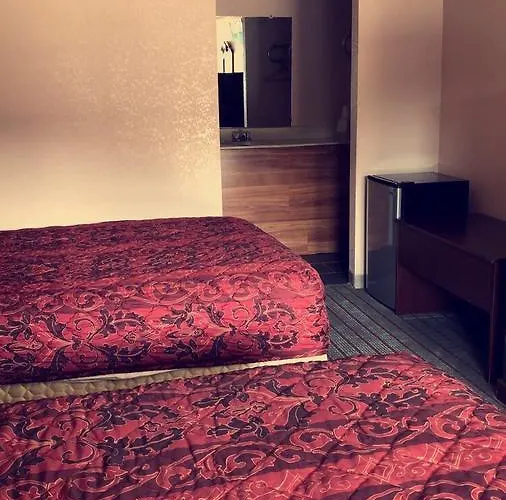 Budget Inn Calhoun