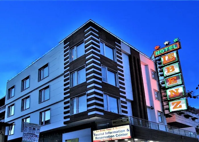 Le Benz - Free Airport Pick-Up Hotel New Delhi