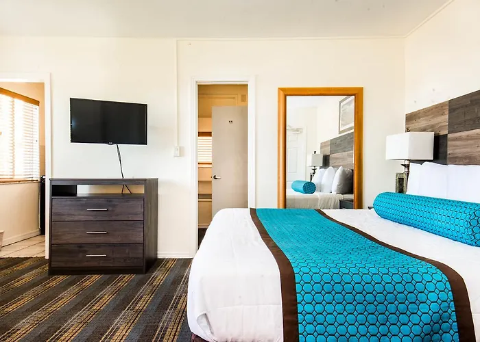 Treasure Island Ocean Club Motel