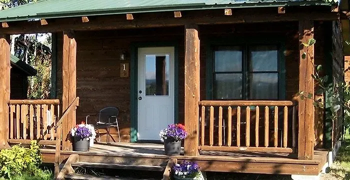 Travelers Rest Lodge East Glacier Park Village