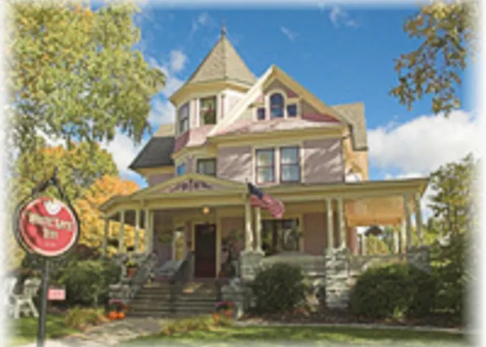 White Lace Inn Sturgeon Bay