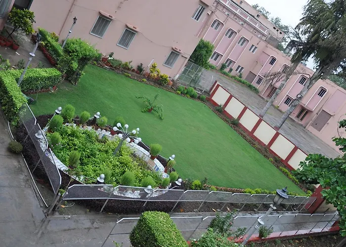 Oyo 3682 Pallavi International Varanasi