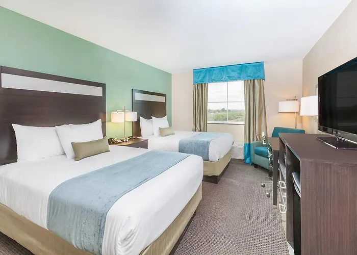 Baymont By Wyndham Midland Center Hotel