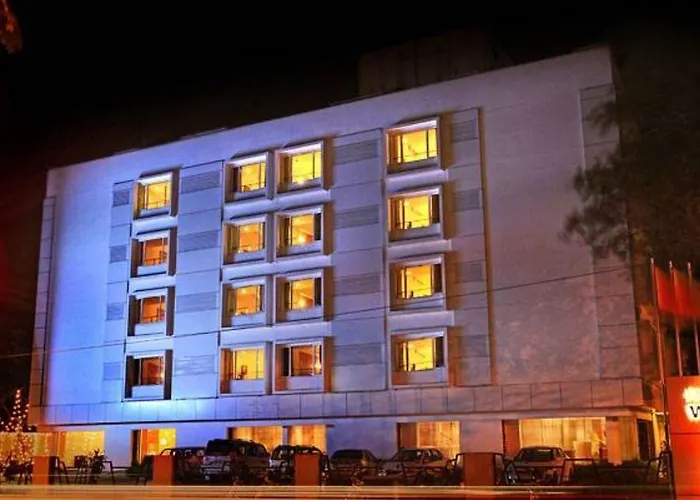 Hotel Woodland Pune
