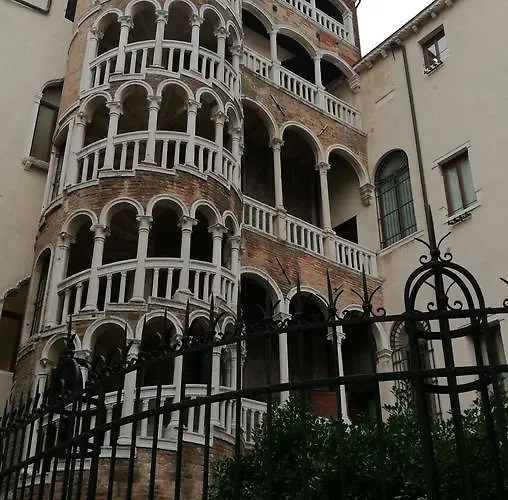 Alloggi Alla Scala Del Bovolo Venecia