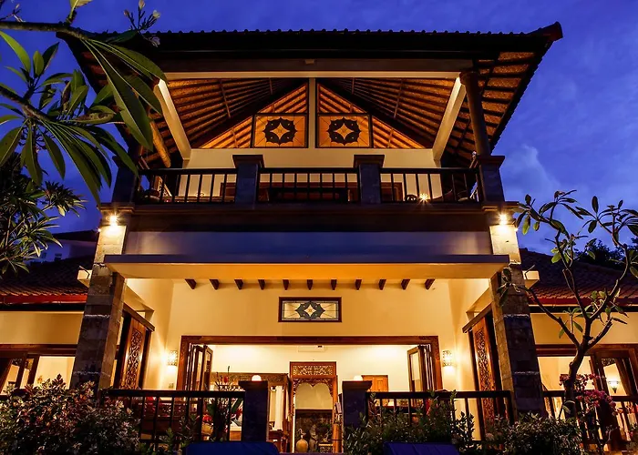 Blue Moon Villas Resort Amed 