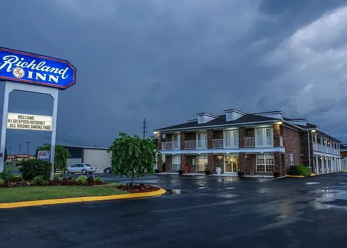 Richland Inn Lawrenceburg